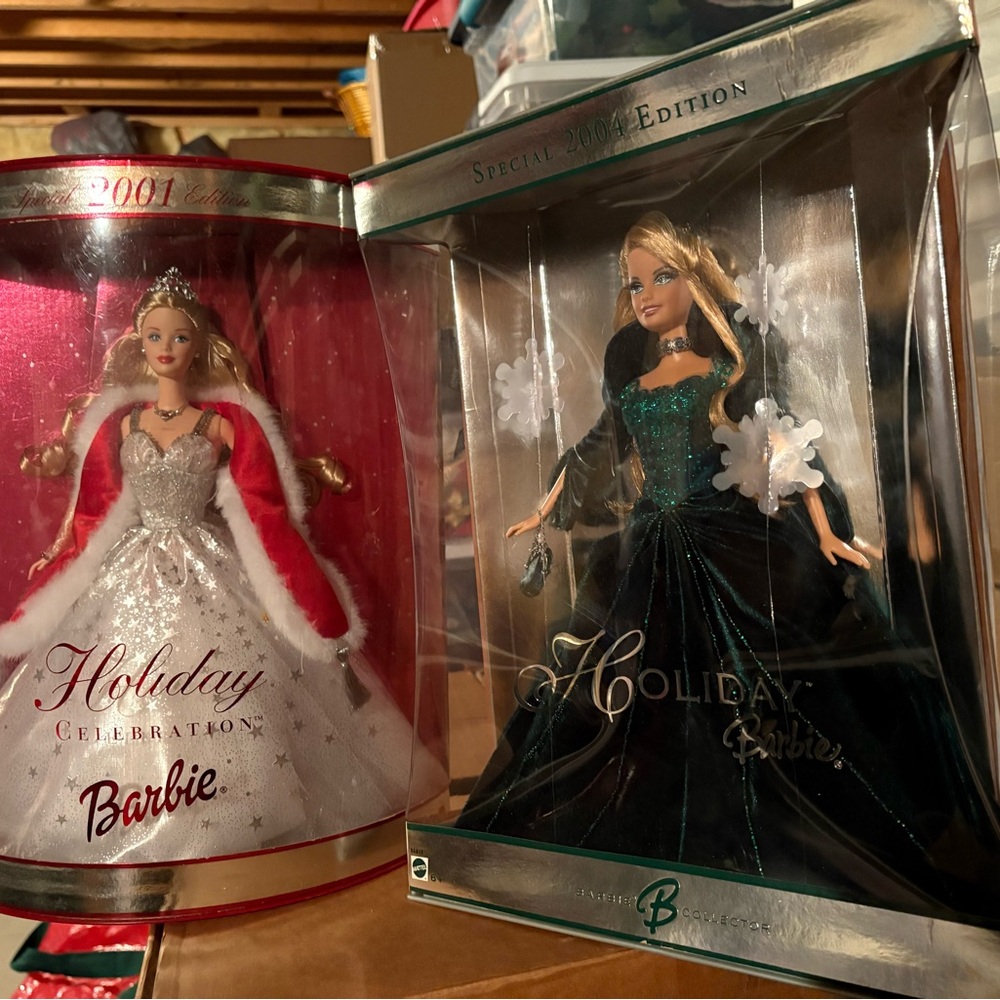 Barbie Holiday Celebration Dolls - Red and Green
